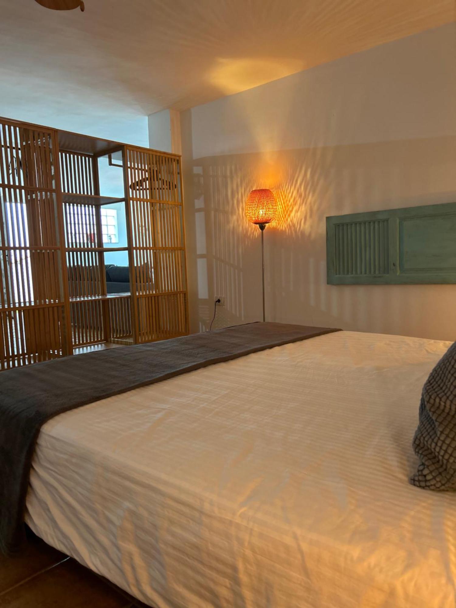 Large Studio Apartment! Costa Teguise Esterno foto